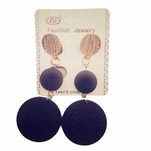 black/gold earrings